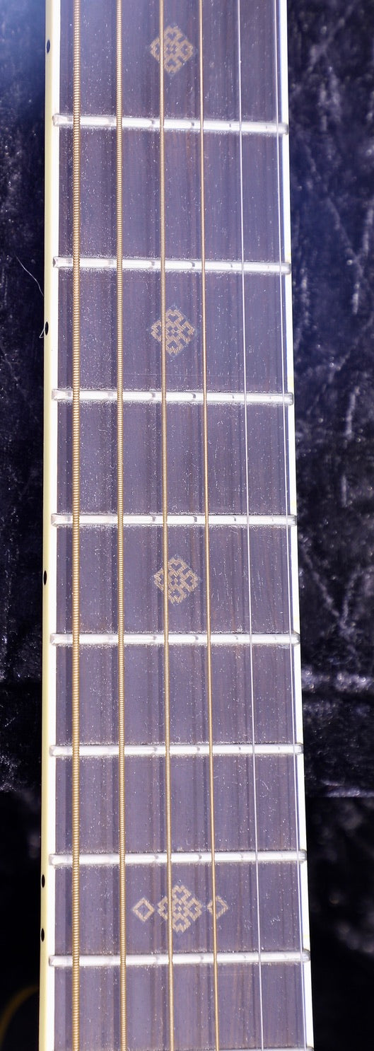 Yamaha L10 First Generation Acoustic Guitar - With Hard Case