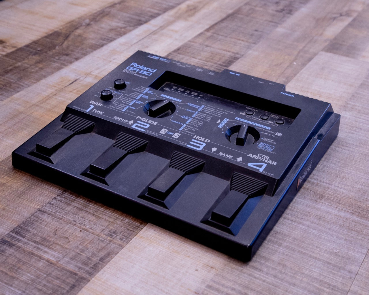 Roland GR-30 Guitar Synthesiser