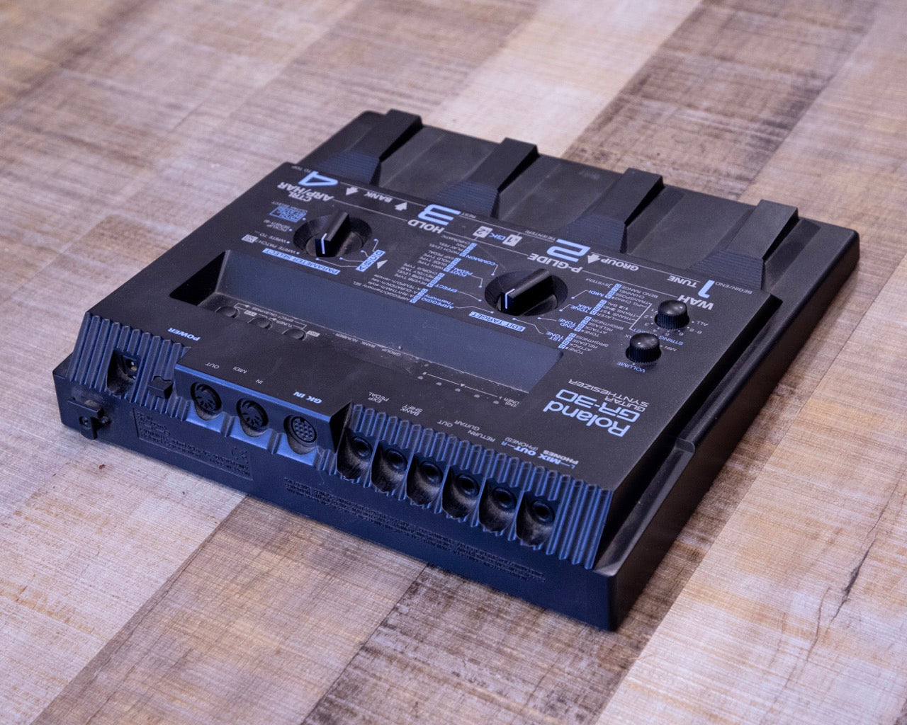 Roland GR-30 Guitar Synthesiser