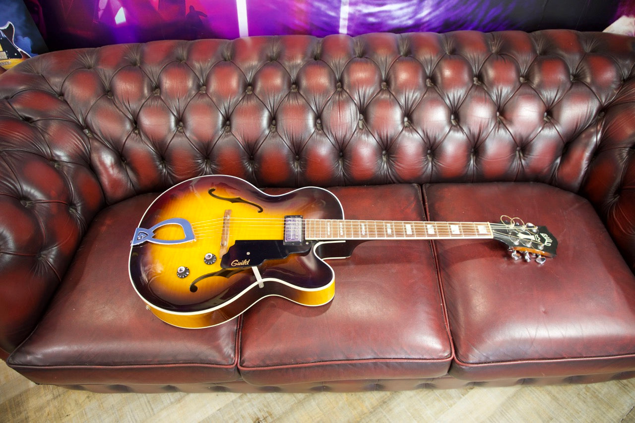 Guild X150 2000 - 3 Tone Sunburst