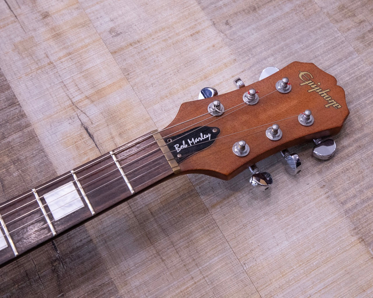 2000 Epiphone Customised Les Paul - Bob Marley