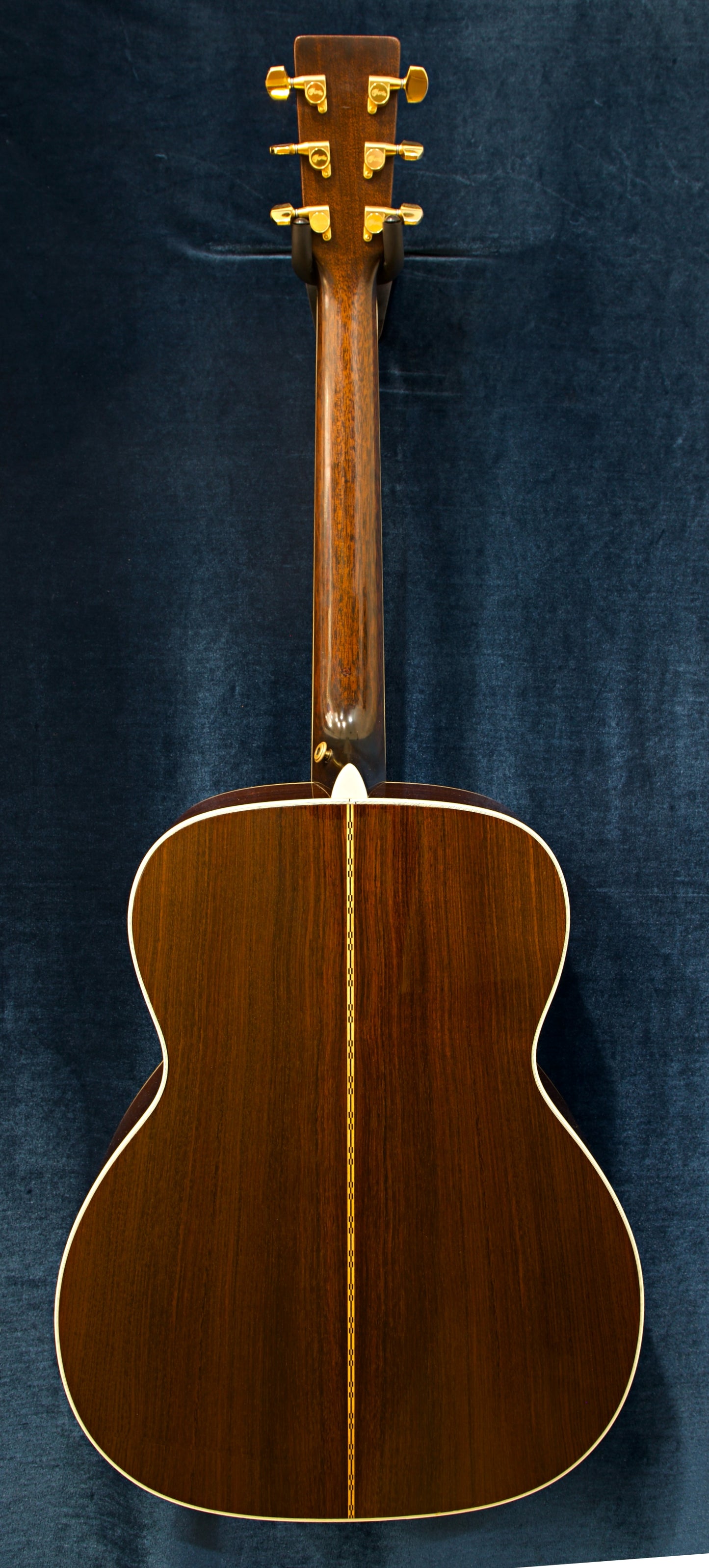 Martin J‑40 Jumbo Acoustic Guitar Serial #: 552454 | Made c.1994–1995 | Excellent Condition | Original Case