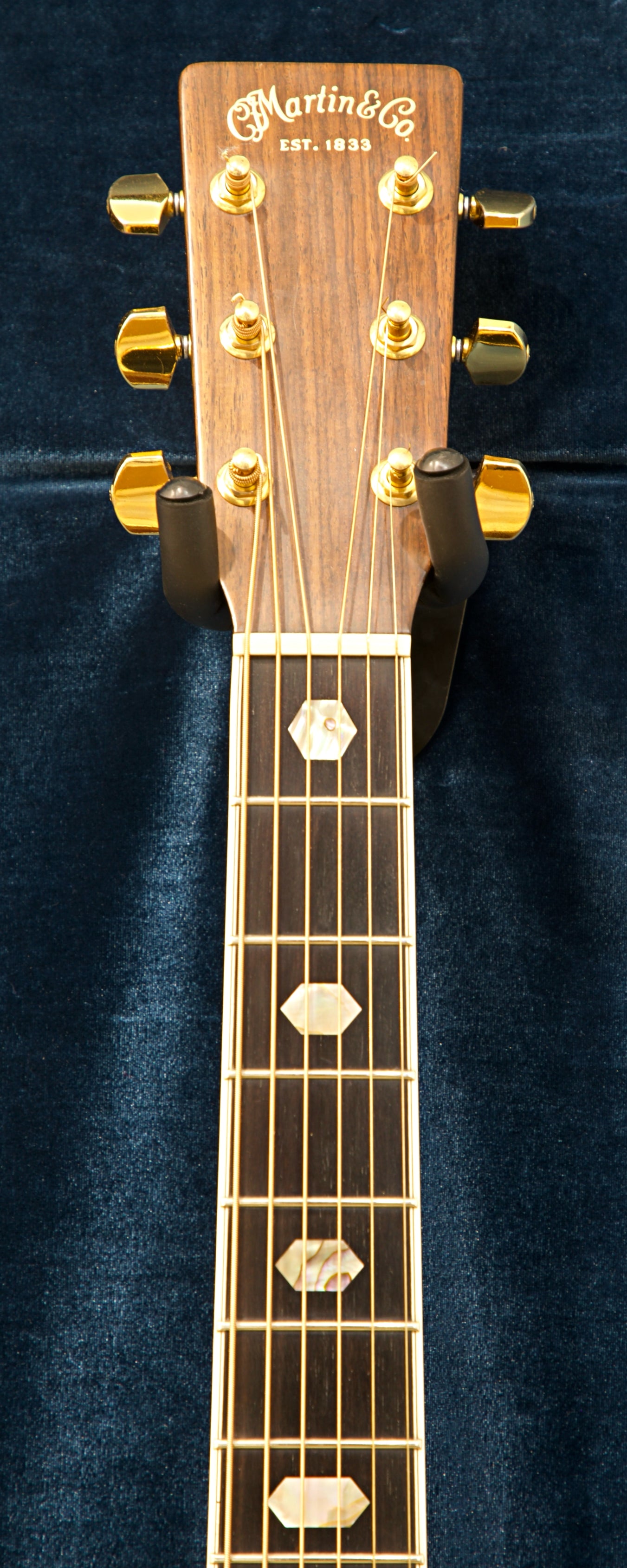 Martin J‑40 Jumbo Acoustic Guitar Serial #: 552454 | Made c.1994–1995 | Excellent Condition | Original Case