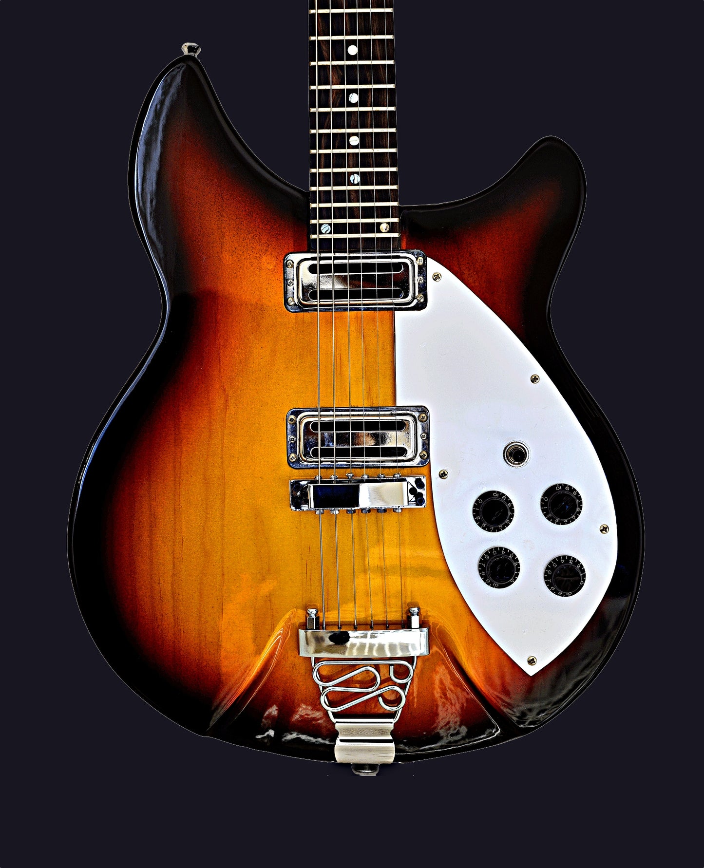 Tuxedo 3 Tone Sunburst Left or Right Hand With Wolf Hard Case and Pro-Luthier Set Up
