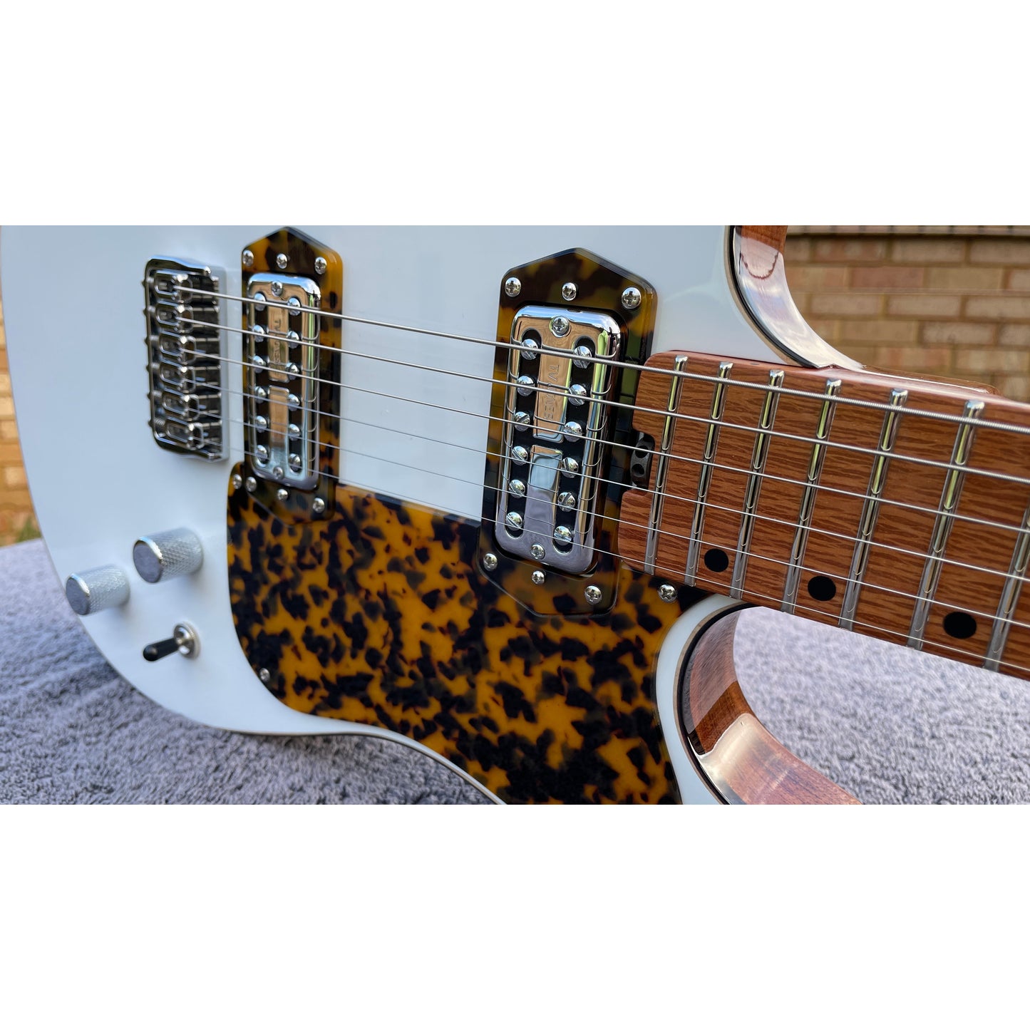 Two Birds Signature PRO "OG" Design