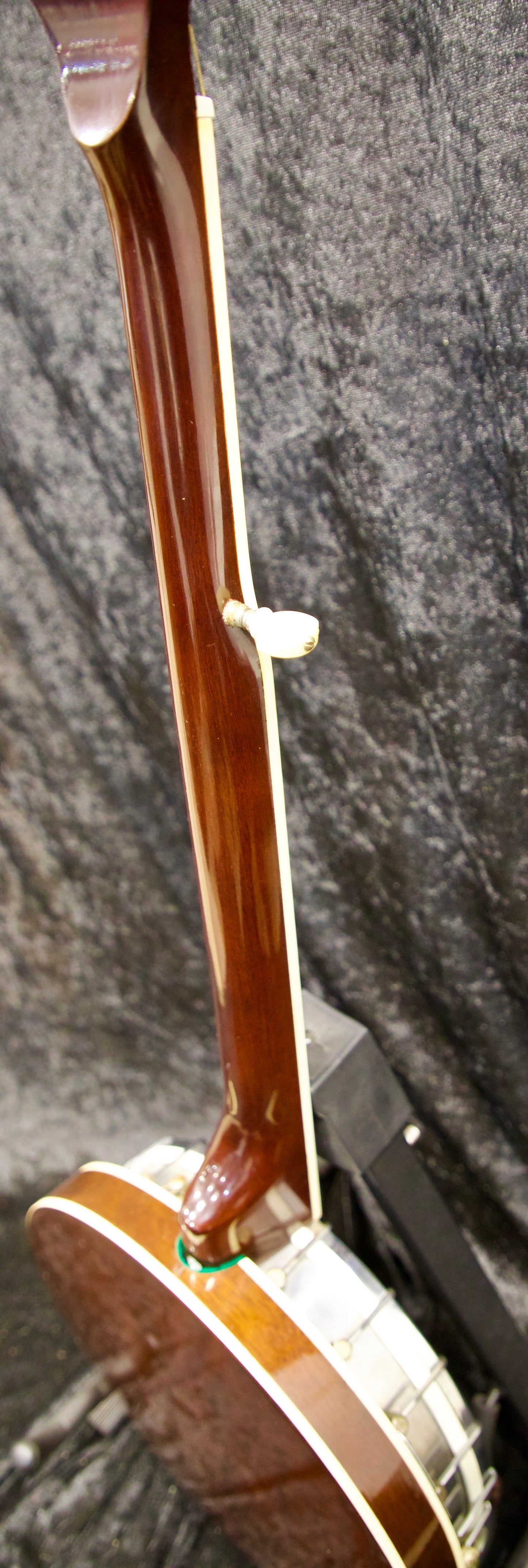 Vintage Ariana 5-String Banjo – Made in Japan – Original Hard Case