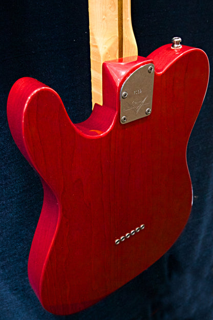 Fender Custom Shop Deluxe Telecaster Quilted Maple Top Candy Red