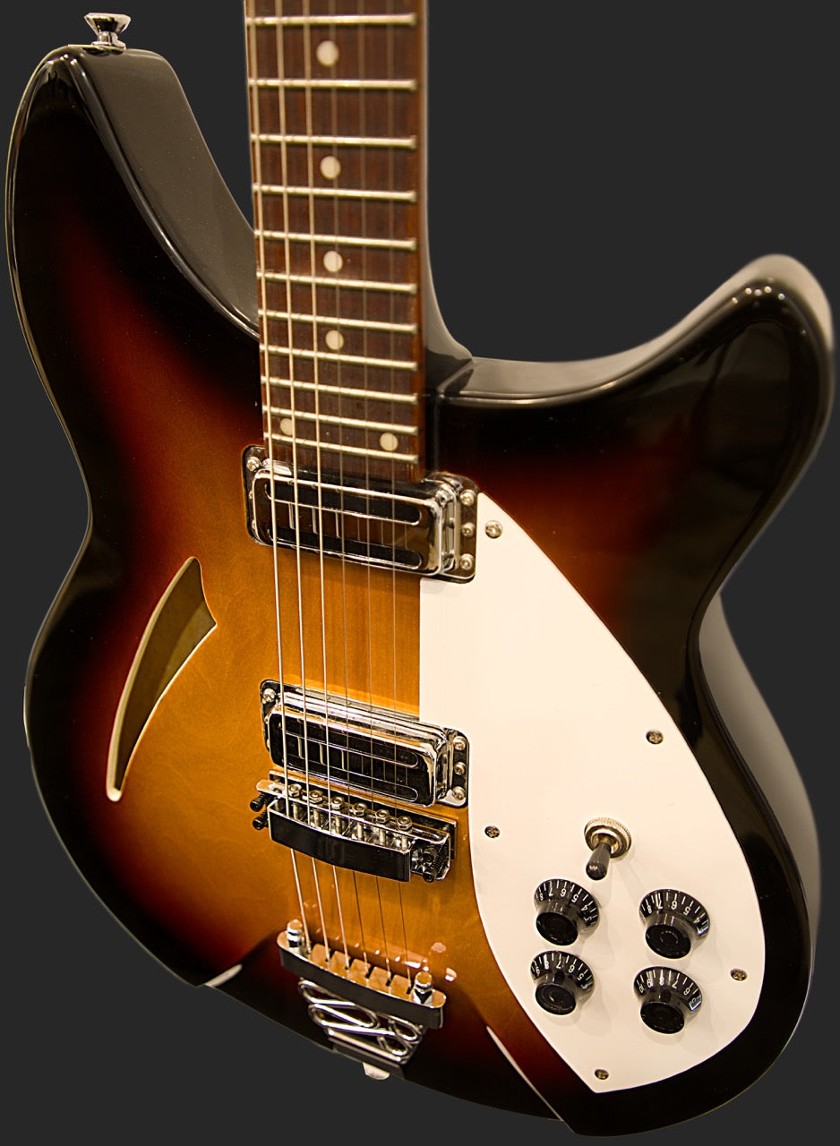 Tuxedo Series II 3 Tone Sunburst With Wolf Hard Case and Pro-Luthier Set Up