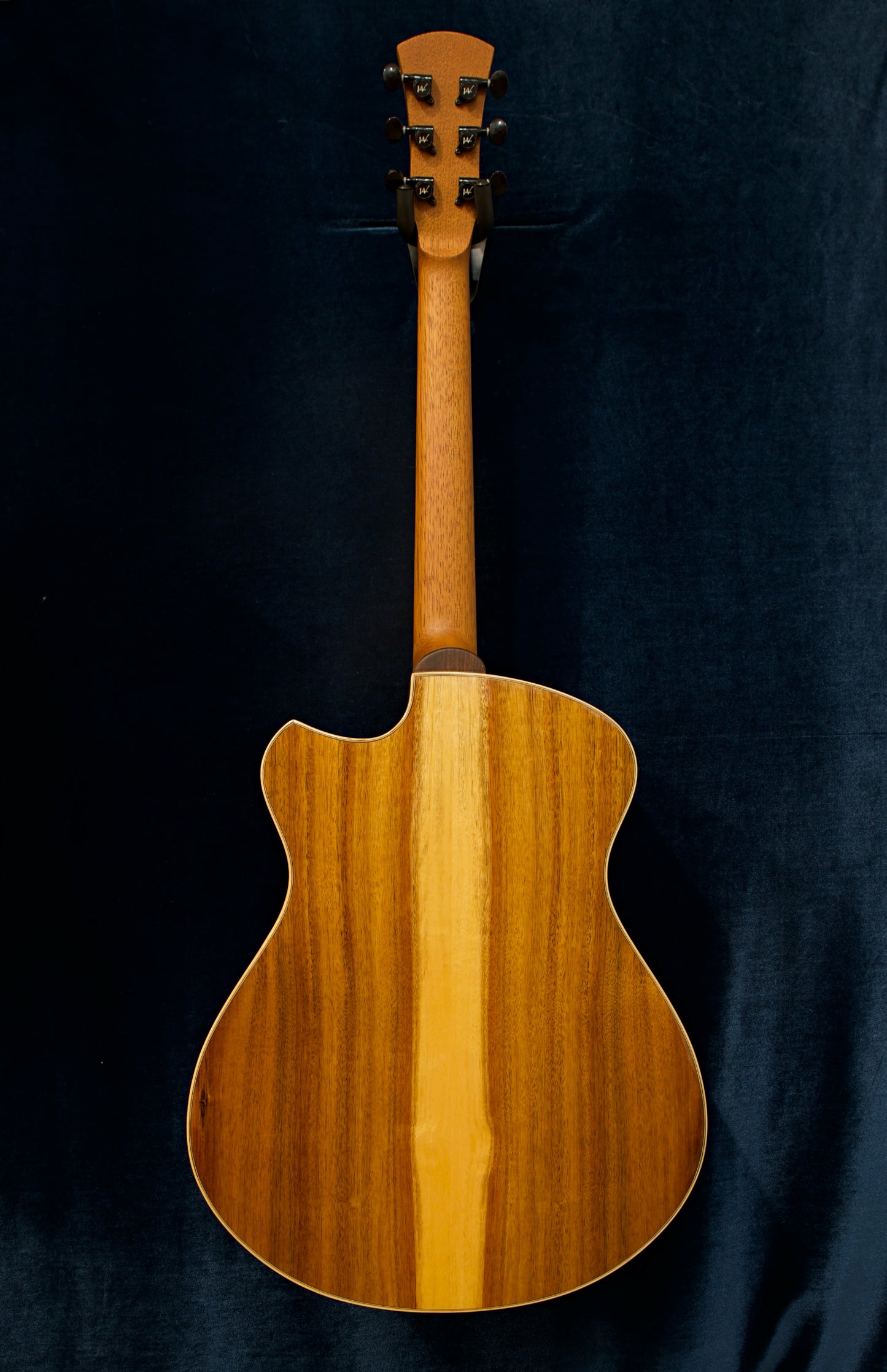 Andrew White Freja 1023 BSB (Blue) With Hard Case