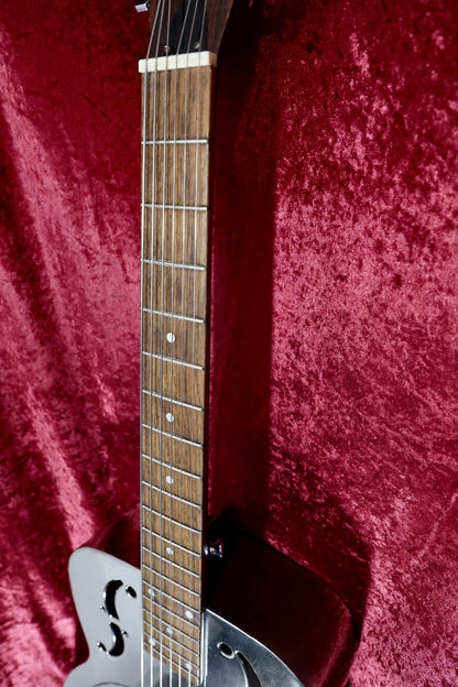 Johnson JM-998 Metal Body Resonator Guitar (Excellent Condition)