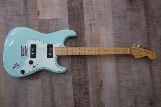 Fender Noventa Stratocaster 75th Anniversary 2021 - Surf Green