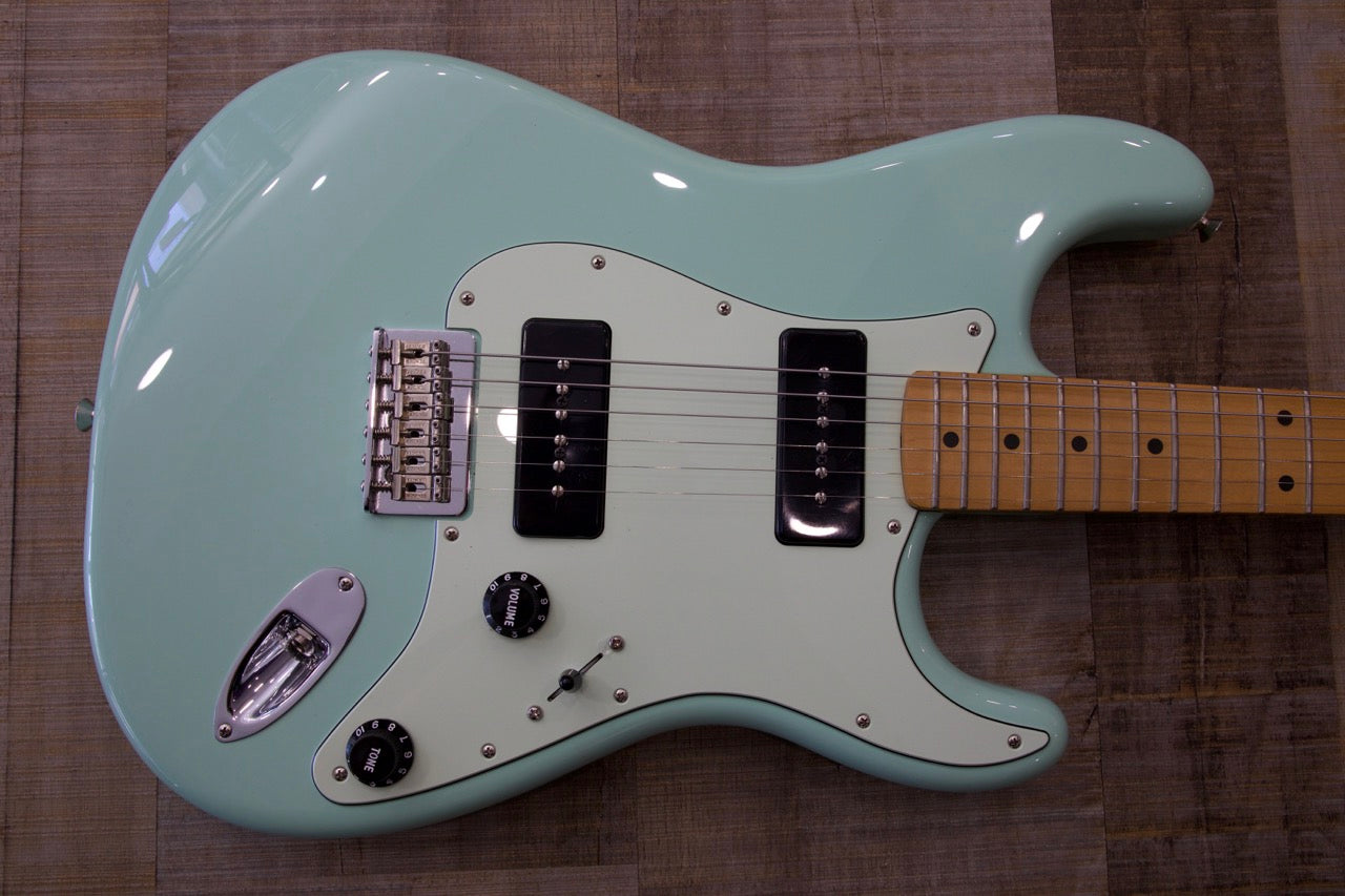 Fender Noventa Stratocaster 75th Anniversary 2021 - Surf Green