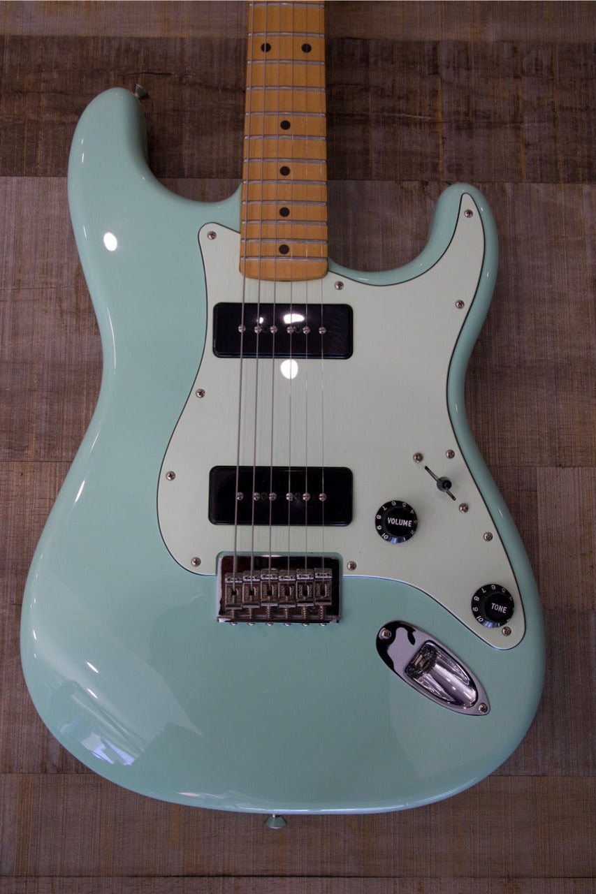 Fender Noventa Stratocaster 75th Anniversary 2021 - Surf Green