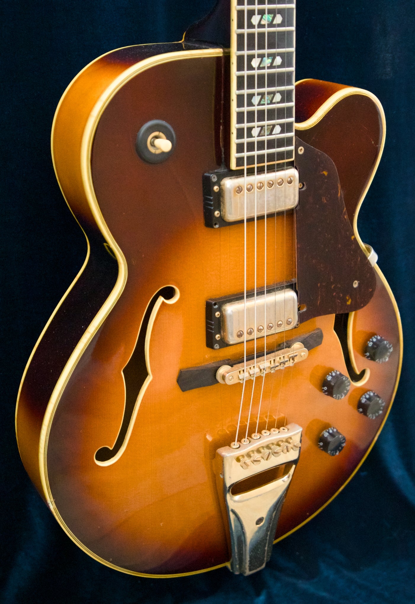 1979 Greco SW-1200 Vintage Japanese Jazz Guitar w/ Hard Case