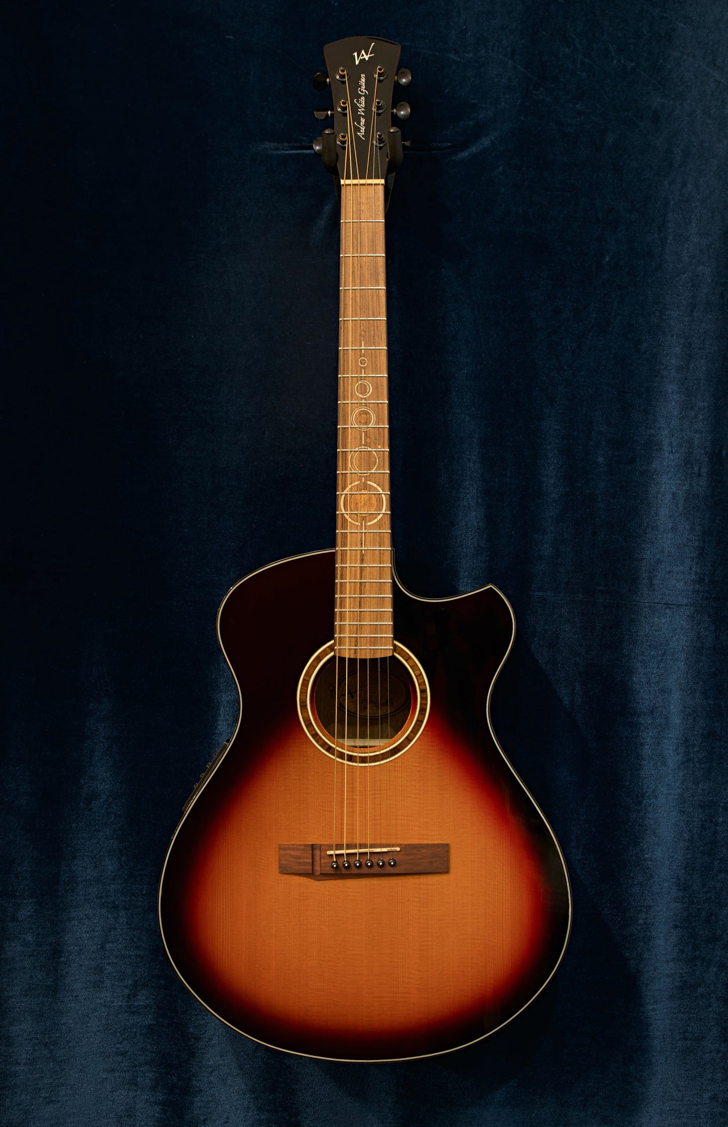Andrew White Freja 112 3 Tone Sunburst With Hard Case