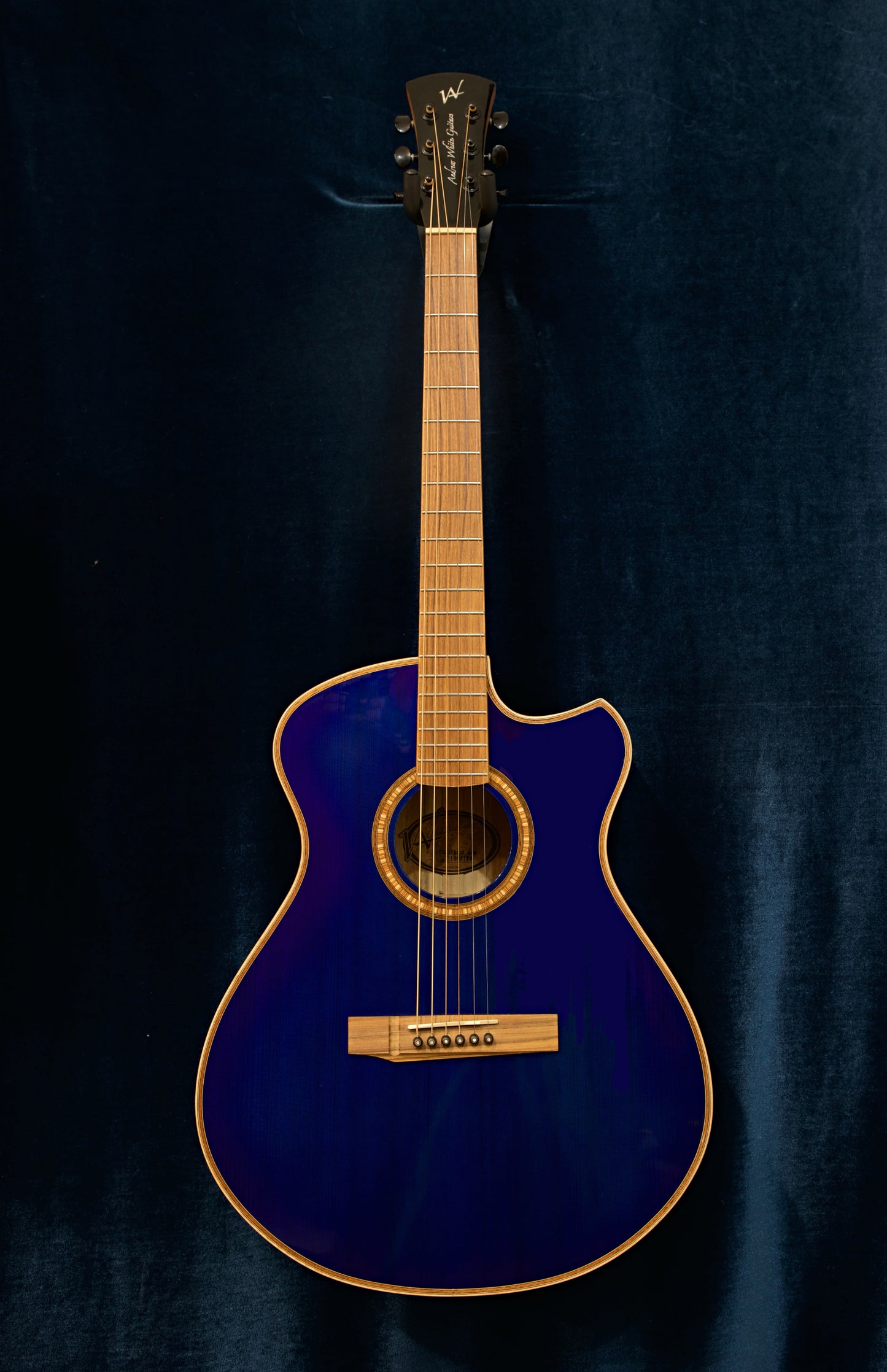 Andrew White Freja 1023 BSB (Blue) With Hard Case