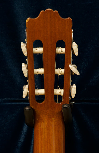 Yamaha G-231 Classical Guitar (Serial: 210050619) – Vintage Elegance