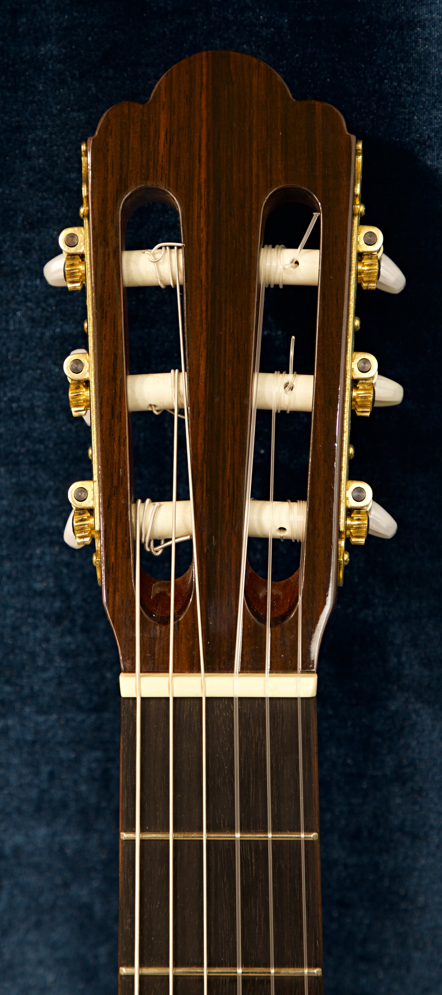 1986 Kazuo Yairi H5 Classical Guitar – Handcrafted in Japan Serial No. 21898 | Original Case + Tuning Fork | Excellent Condition