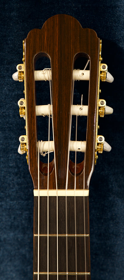 1986 Kazuo Yairi H5 Classical Guitar – Handcrafted in Japan Serial No. 21898 | Original Case + Tuning Fork | Excellent Condition