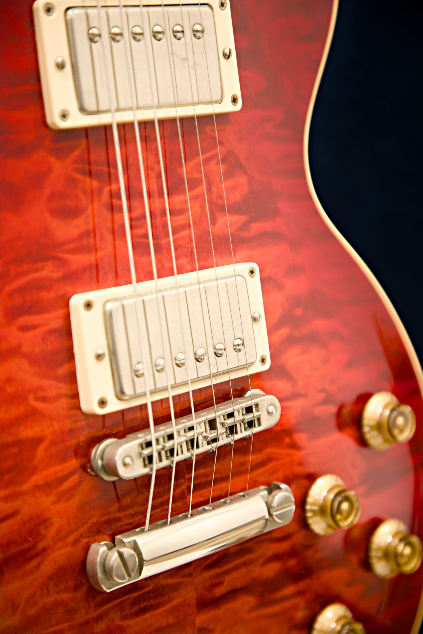 2001 Gibson Les Paul Elegant Series – Fire Mist Red Quilt Top