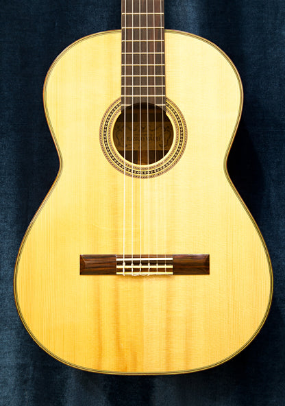 1986 Kazuo Yairi H5 Classical Guitar – Handcrafted in Japan Serial No. 21898 | Original Case + Tuning Fork | Excellent Condition