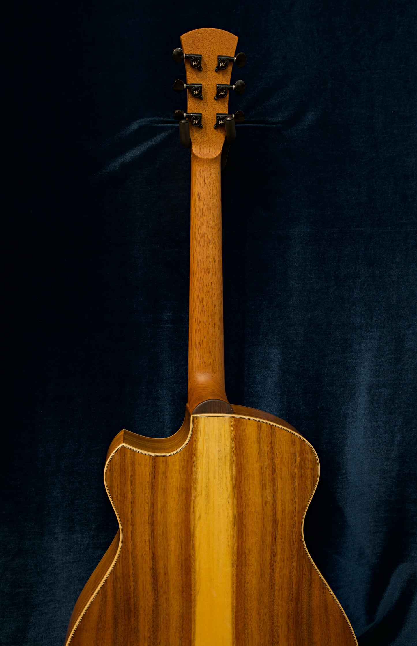 Andrew White Freja 1023 BSB (Blue) With Hard Case
