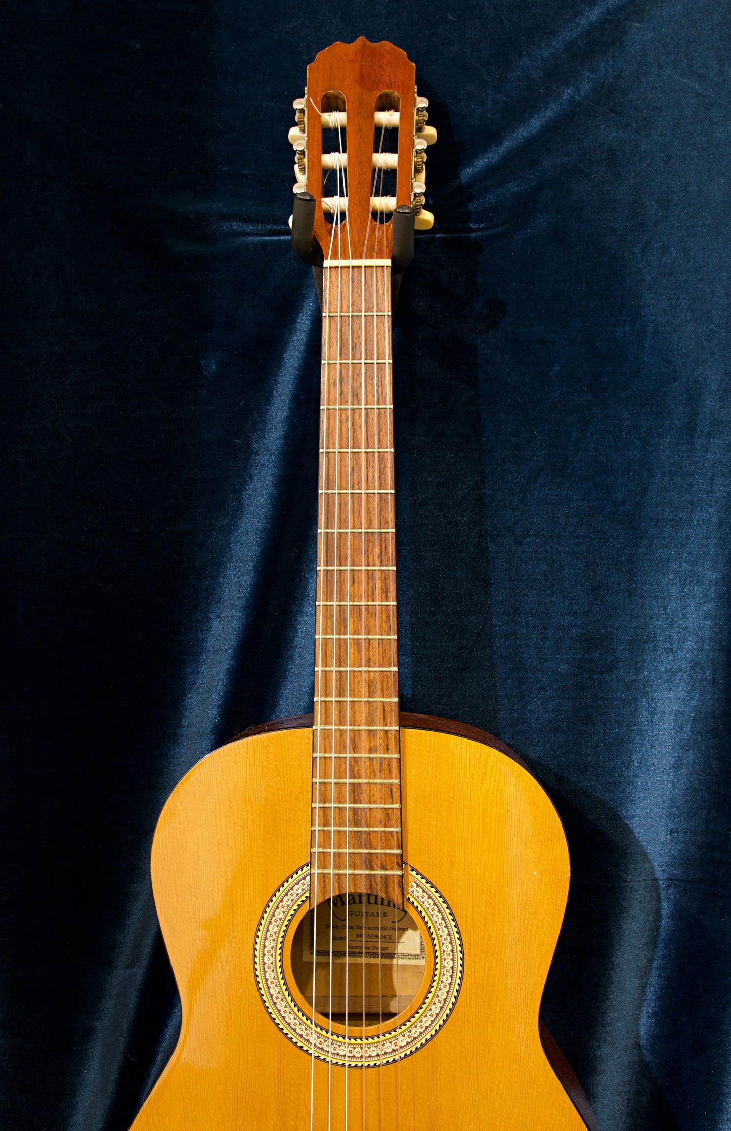 Martinez MC-SJ36-NGL Classical Guitar – Natural Satin (Used, Good Condition)